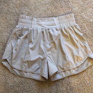 Balance Athletica Breeze Shorts! 2nd Gen size L